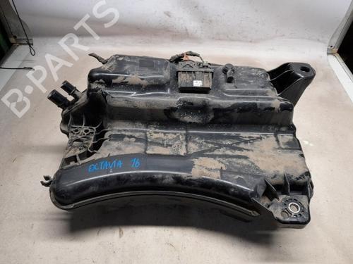 Depósito de AdBlue SKODA OCTAVIA III Combi (5E5, 5E6) 1.6 TDI (115 hp) 30923371