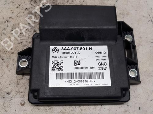 Used Electronic module VW PASSAT B7 Variant (365) 1.6 TDI (105 hp) 12054107