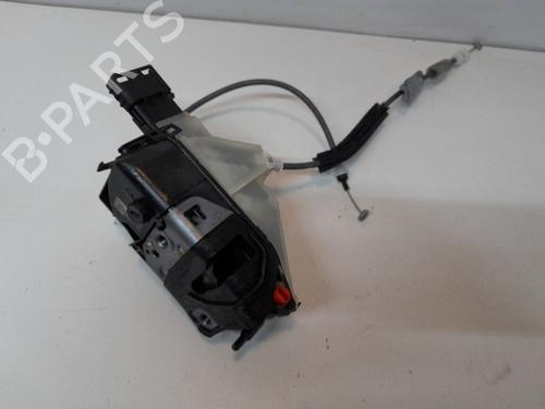 Fechadura trás direita Fechadura trás direita OPEL CORSA F (P2JO) 1.2 (68) (101 hp) 35988732 35988732