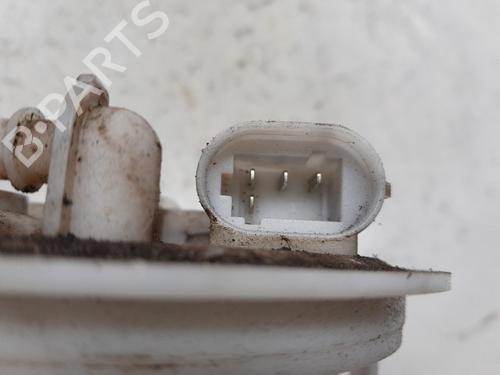 Fuel pump RENAULT TRAFIC II Van (FL) 1.9 dCi 100 (FL0C, FL0K, FL0B) | BP21117741M76 