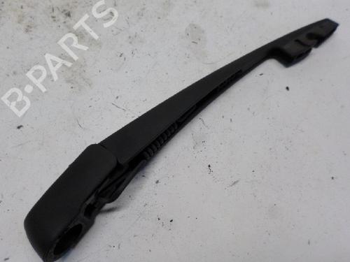 Used Rear windshield wiper arm OPEL AGILA B (H08) 1.0 (F68) (68 hp) 13151546