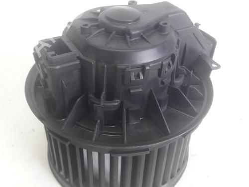 Used Heater blower motor FORD FIESTA VI (CB1, CCN) 1.4 (97 hp) 11076381