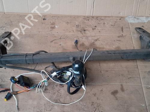 Used Tow ball/Mechanism PEUGEOT 308 I (4A_, 4C_) 1.4 16V (95 hp) 15634977