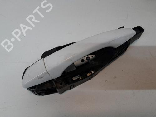 Puxador exterior trás esquerdo Puxador exterior trás esquerdo OPEL CORSA F (P2JO) 1.2 (68) (101 hp) 35988714 35988714