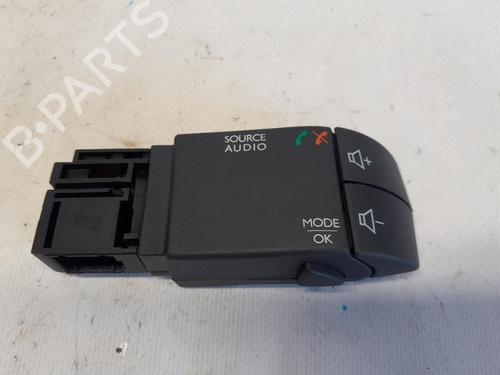 Used Steering wheel controls RENAULT CLIO IV (BH_) 0.9 TCe 90 (BHNF, BHMA, BHMH, BHJK, BHJR) (90 hp) 28827726