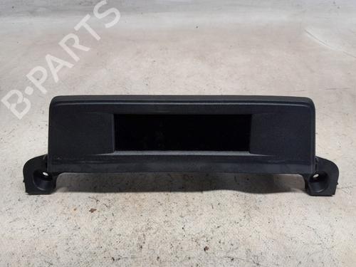 Used Display monitor PEUGEOT 3008 II SUV (MC_, MR_, MJ_, M4_) 1.2 THP/ PureTech 130 (MRHNSM, MRHNSU, MRHNSJ, MRHNYW,... (131 hp) 31028517