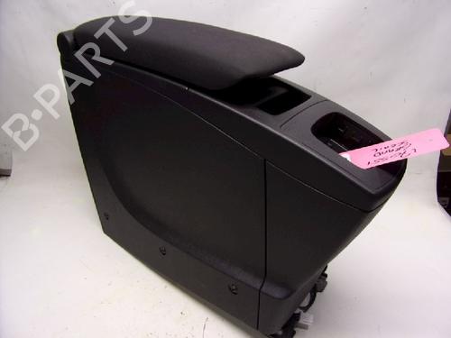 Used Armrest / Center console Armrest / Center console 12998200 12998200