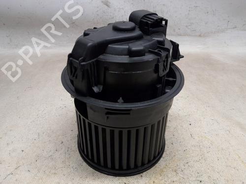 Używane Silniczek dmuchawy nagrzewnicy CITROËN C3 III (SX) 1.2 PureTech 82 (83 hp) 30830869