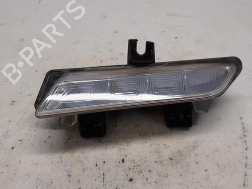 Used Left daytime light Left daytime light 12303286 12303286