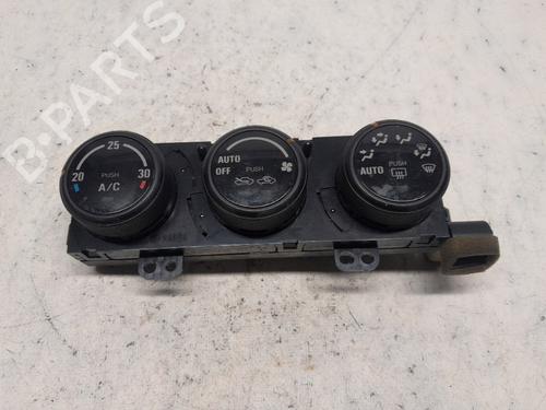 Used Climate control SUZUKI GRAND VITARA I (FT, HT) 2.0 HDI 110 16V 4x4 (SQ420D, TD83V) (109 hp) 20216525