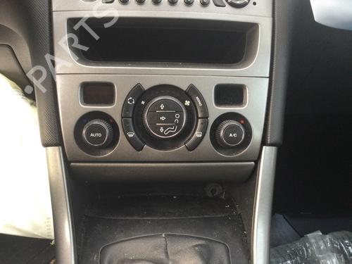 Used Climate control PEUGEOT 308 SW I (4E_, 4H_) 2.0 HDi (136 hp) 15541703