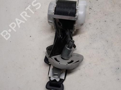 Used Rear center seatbelt TOYOTA YARIS (_P13_) 1.0 (KSP130_, KSP130) (69 hp) 13076244