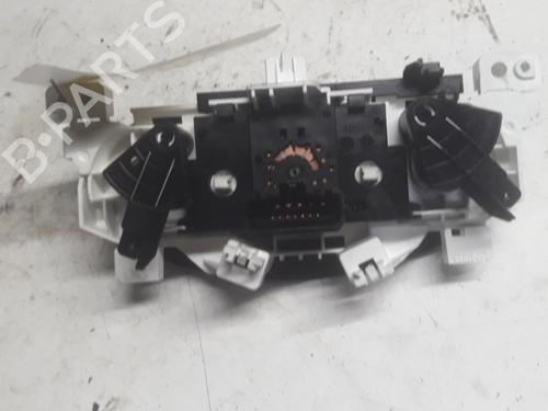 Climate control RENAULT TWINGO III (BCM_, BCA_) 1.0 SCe 70 | BP11075729I5 