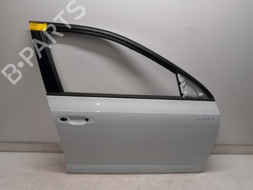 Dør højre fortil SKODA OCTAVIA III Combi (5E5, 5E6) 1.6 TDI (115 hp) 31719626