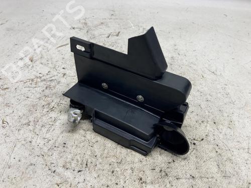 Used Front left lock Front left lock 18846703 18846703