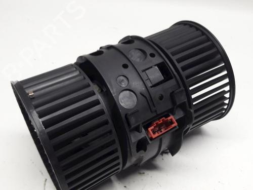 Used Heater blower motor RENAULT MEGANE III Grandtour (KZ0/1) 1.4 TCe (KZ0F, KZ1V) (130 hp) 11136085