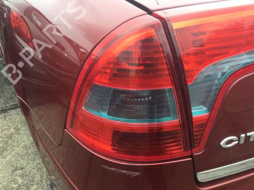 Used Left taillight CITROËN C5 II (RC_) 2.0 16V (RCRFJB, RCRFJC) (140 hp) 29817633