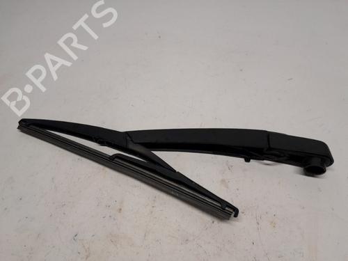 Used Rear windshield wiper arm DACIA SANDERO II TCe 90 (B8M1, B8MA, B8AC) (90 hp) 24134646
