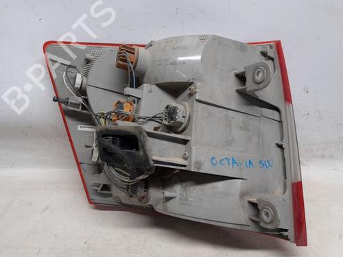 Right taillight SKODA OCTAVIA III Combi (5E5, 5E6) 1.4 TSI G-TEC | BP30085330C35 