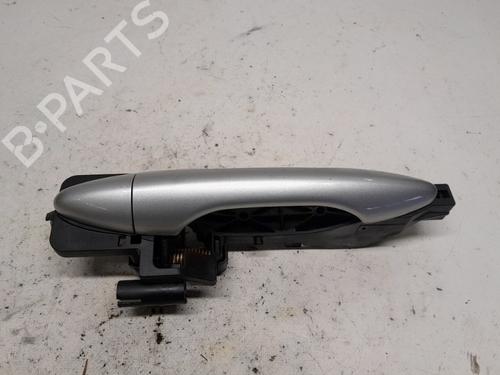 Used Rear right exterior door handle HYUNDAI ix35 (LM, EL, ELH) 2.0 CRDi (136 hp) 18848188