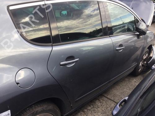 Used Right rear door Right rear door 39414375 39414375