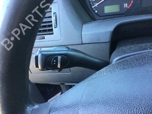 Commodo Essuie Glace / Phare SKODA FABIA I Combi (6Y5) 1.4 16V (75 hp) 26967343