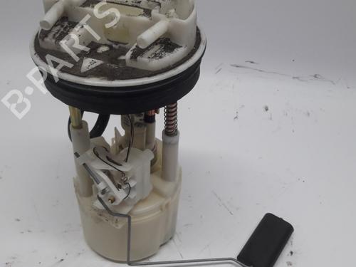 Used Fuel pump FIAT PUNTO (176_) 75 1.2 (73 hp) 11074836