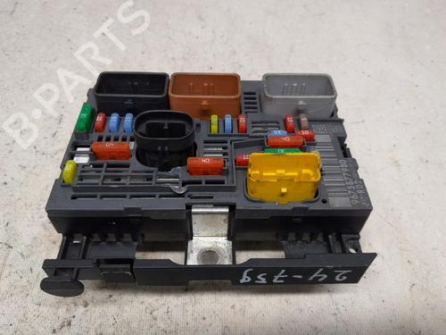 Used Fuse box CITROËN C5 III Break (RW_) 1.6 VTI 120 (120 hp) 30160023