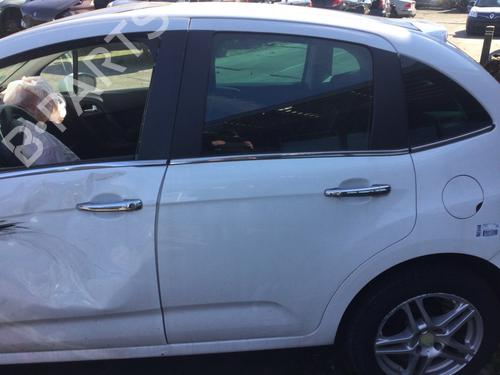 Used Left rear door CITROËN C3 II (SC_) 1.4 (73 hp) 25901859