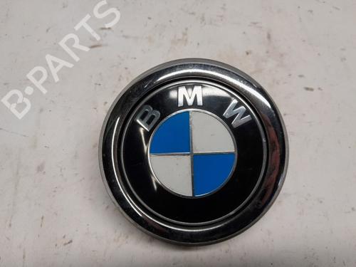 Used Tailgate handle BMW 1 (F20) 116 i (136 hp) 32098247