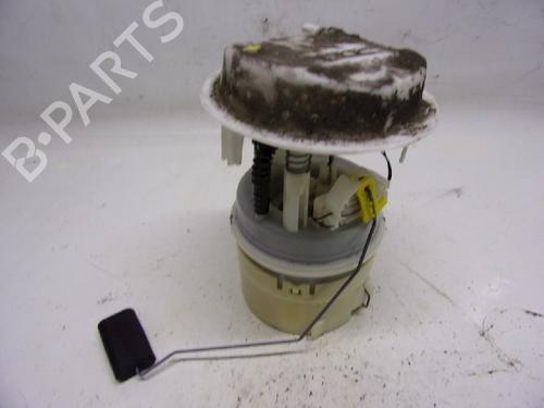 Used Fuel pump PEUGEOT 206 Hatchback (2A/C) 1.4 i (75 hp) 11067131