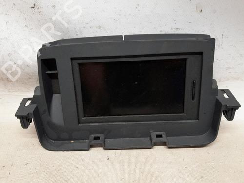 Used Display monitor RENAULT MEGANE CC (EZ0/1_) 1.5 dCi (EZ09, EZ1G, EZ0D, EZ14) (110 hp) 30977593