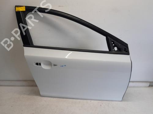 Used Right front door Right front door 37091250 37091250