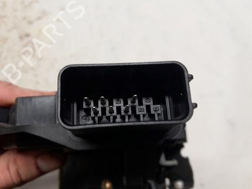 Serrure avant droite FORD FOCUS C-MAX (DM2) 1.6 TDCi | BP21383618C97 