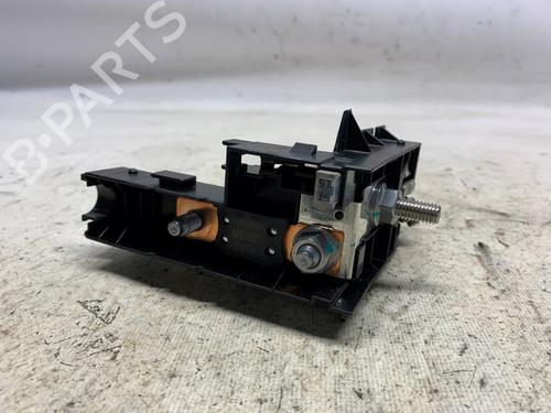 Fuse box VOLVO XC40 (536) T5 Plug-in Hybrid | BP40023931E1 - Image 2