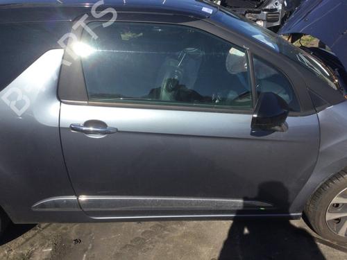 Used Right front door Right front door 37724709 37724709