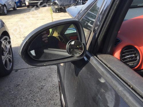 Used Left mirror Left mirror 15599117 15599117