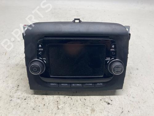 Bilradio FIAT 500L (351_, 352_) 1.4 (199LYB1B) (95 hp) 18847058
