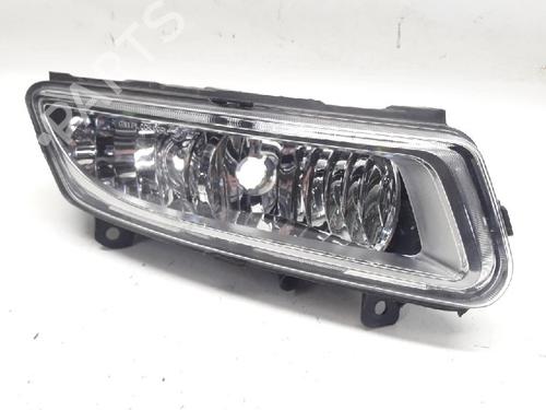 Used Right front fog light VW POLO V (6R1, 6C1) 1.6 TDI (90 hp) 11073625