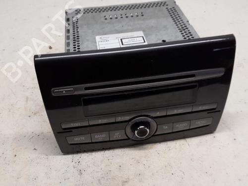 Used Radio FIAT BRAVO II (198_) 1.4 (198AXA1B) (90 hp) 12521454