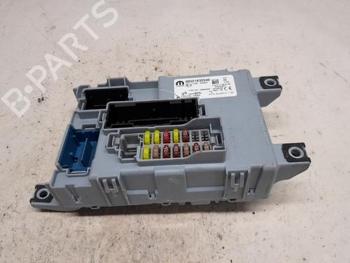 Used Fuse box Fuse box FIAT PANDA (312_, 319_) 1.0 Mild Hybrid (312.PYD1B) (69 hp) 35988625 35988625