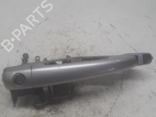 Used Front left exterior door handle Front left exterior door handle 11710582 11710582