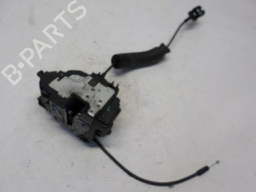 Vergrendeling rechts voor RENAULT MEGANE III Grandtour (KZ0/1) 1.5 dCi (KZ09, KZ0D, KZ1G, KZ29, KZ14, KZ1W, KZ10, KZ1F,... (110 hp) 11065934