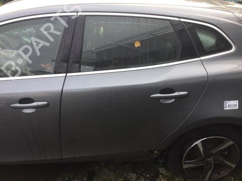 Used Left rear door VOLVO V40 Hatchback (525) D2 (120 hp) 30399096