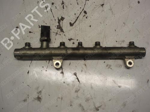 Used Injection rail Injection rail RENAULT SCÉNIC I MPV (JA0/1_, FA0_) 1.9 dCi (JA05, JA1F) (102 hp) 11063705 11063705