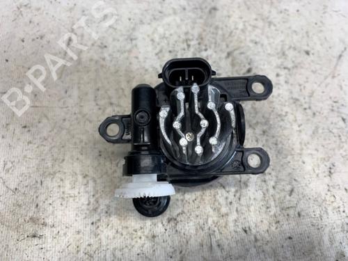 Right front fog light VOLVO XC40 (536) T5 Plug-in Hybrid | BP40023744C31 - Image 2