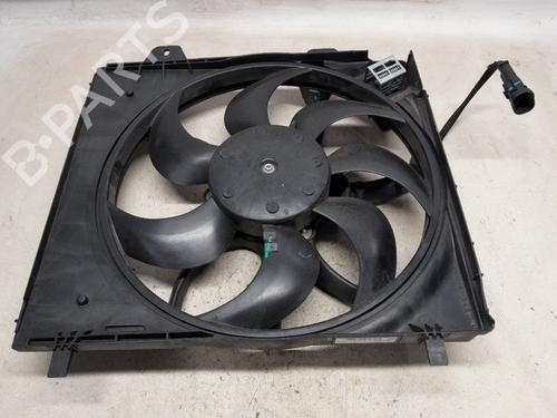 Used Radiator fan Radiator fan 30498827 30498827