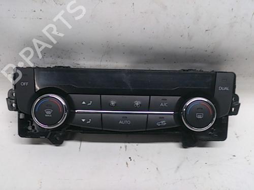 Used Climate control Climate control 11068997 11068997