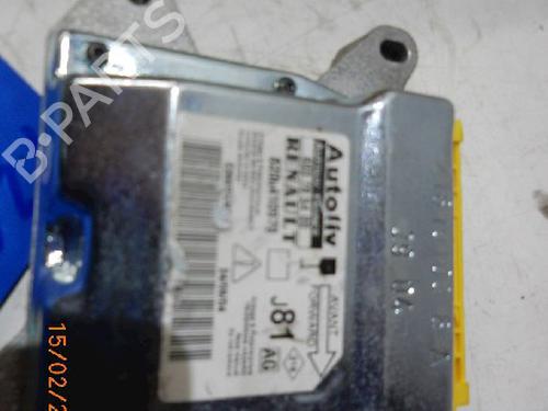 Used ECU airbags ECU airbags RENAULT ESPACE IV (JK0/1_) 2.2 dCi (JK0H) (150 hp) 11065846 11065846