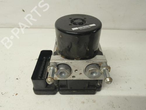 Used ABS pump MITSUBISHI LANCER VIII Sportback (CX_A) 1.5 (109 hp) 32035800